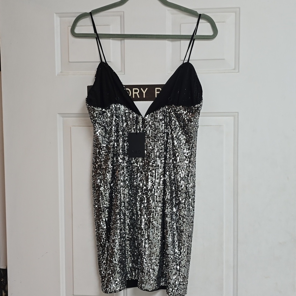 NWT NBD Revolve Seattle Mini Sequin Dress backless Size M Holiday - Picture 5 of 12